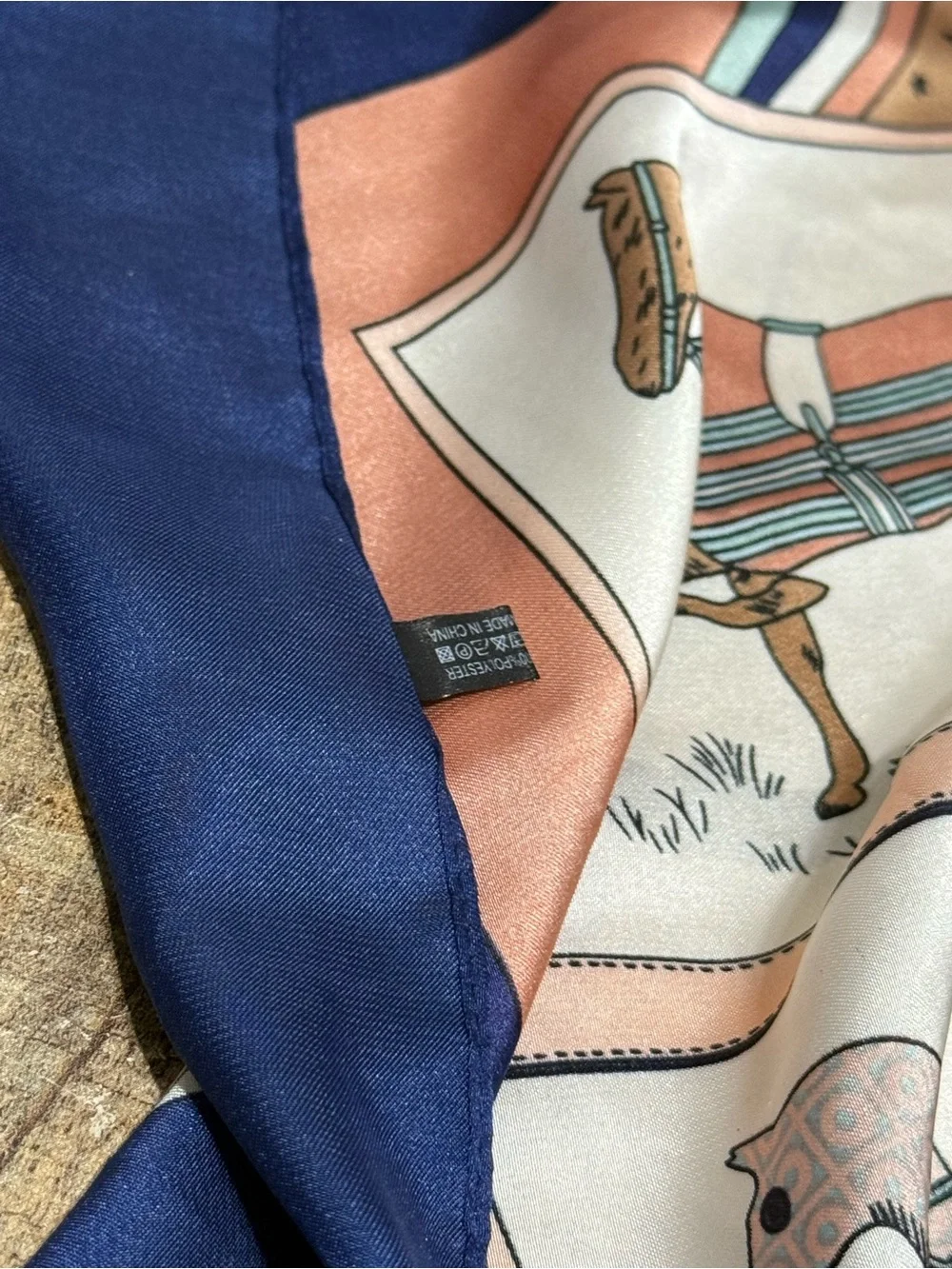 Derby Equestrian Horse Scarf Luxury Theme Horsebit  Pre owned great condition